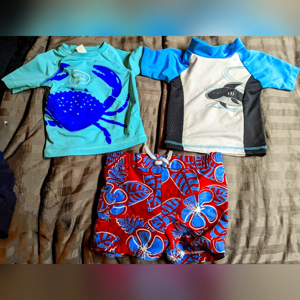 Infant swim suit - tops & bottom - size 6-12m